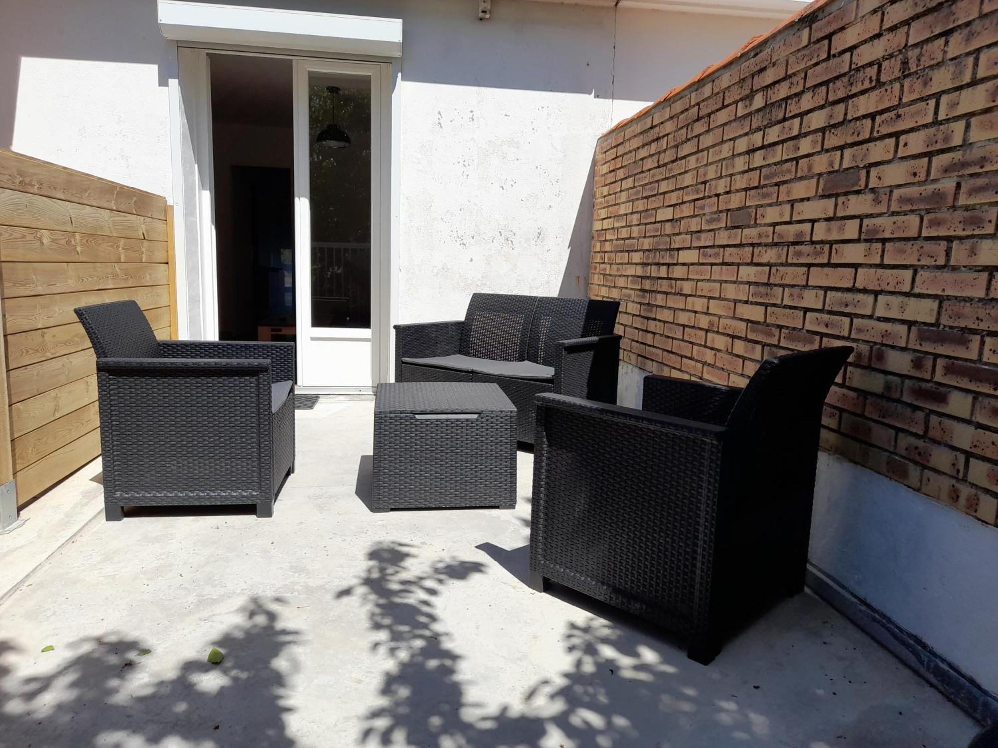 Appartement T2, Avec Terrasse. Ла-Рош-сюр-Йон Экстерьер фото
